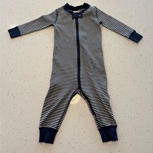 Hanna Andersson 12-18 Striped Navy Blue Zipper Sleeper Footless Organic Cotton.